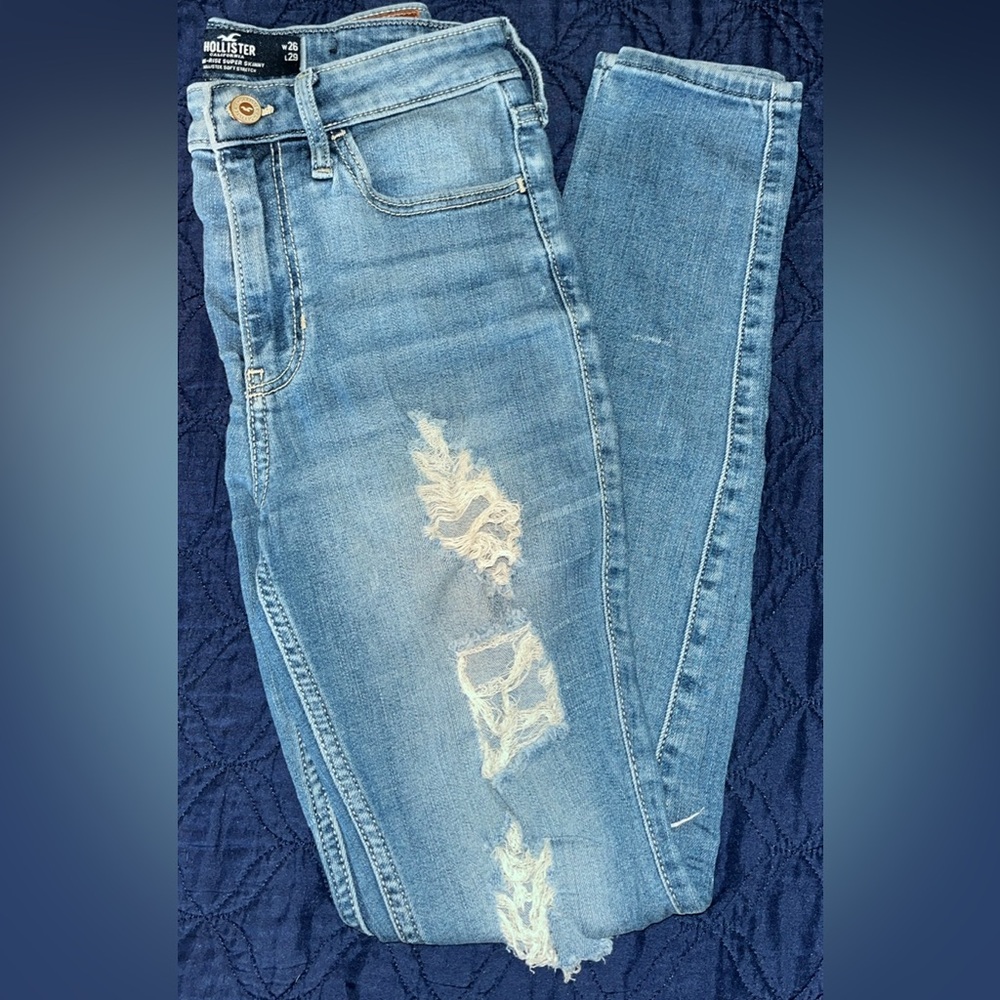 Hollister Women's Light Blue High Rise Distressed Jeans